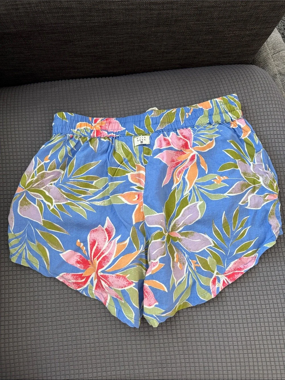 Billabong Pipe Line shorts